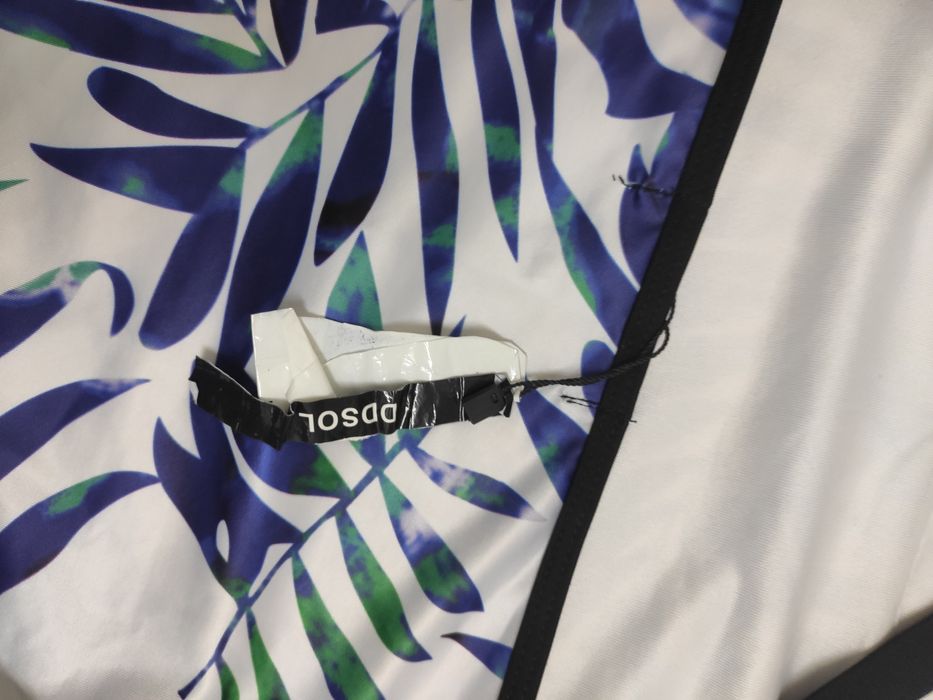 Fato de banho novo a estrear com etiqueta