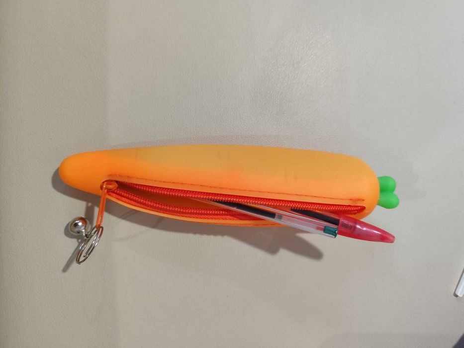 Estojos criativos (cenoura, maçaroca e banana)