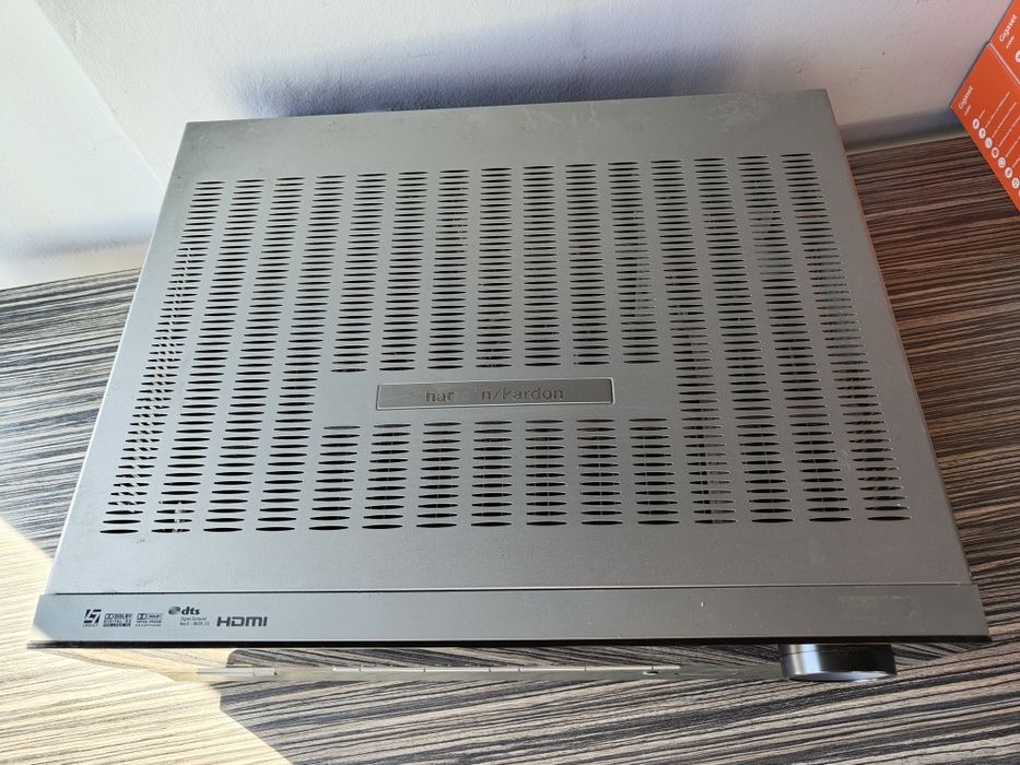 Harman Kardon AVR 245 amplituner