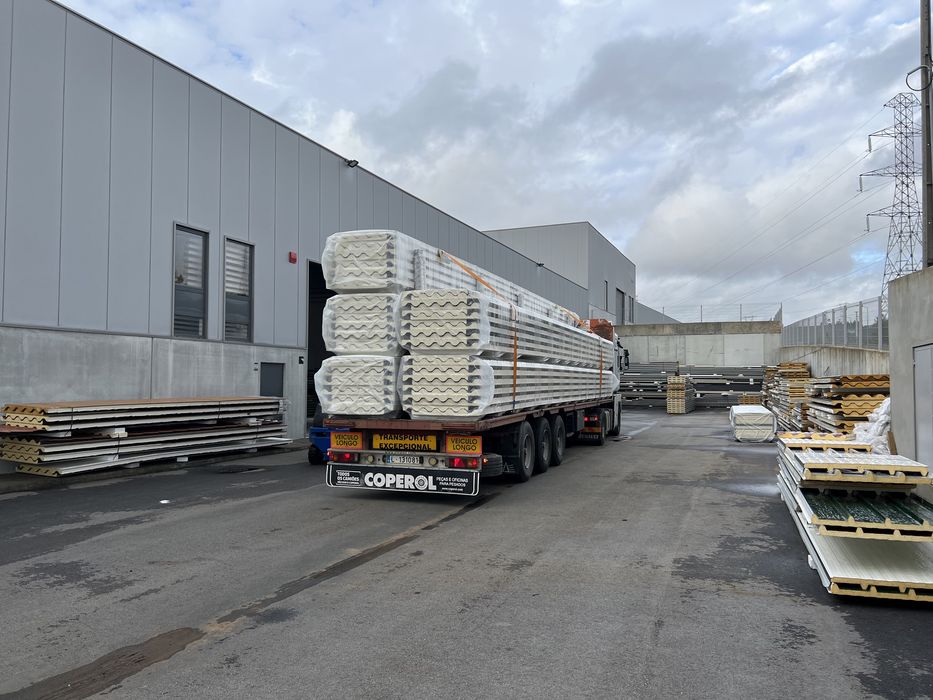 Painel sandwich Imitação Telha Montijo - Contatar WhatsApp