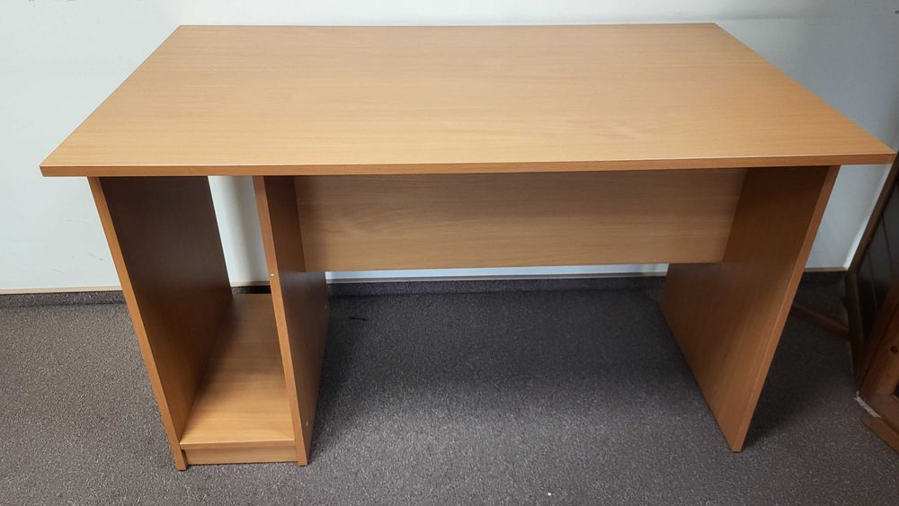 Likwidacja biura wyprzedaż  mebli - wszystko po 20,-zł/1 sztukę