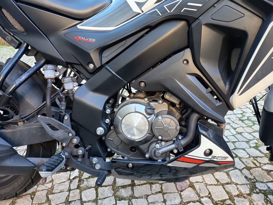 Keeway RKF 125, ano 2022.