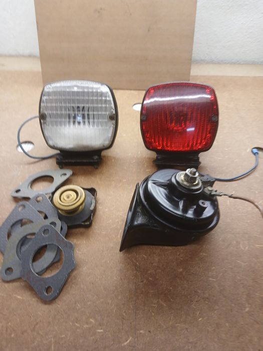 Peças diversas de  automóvel