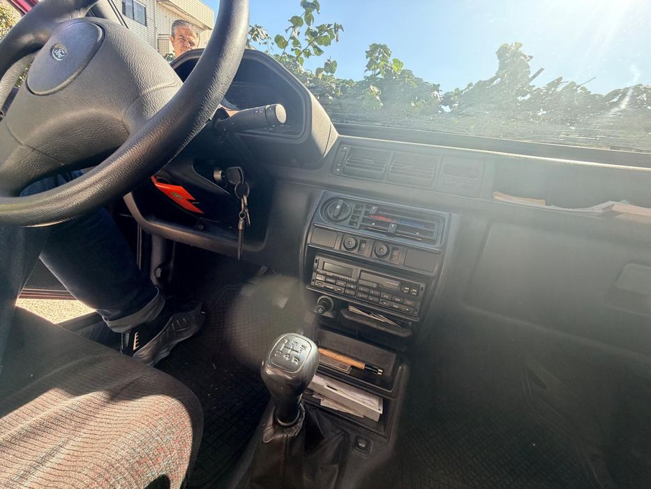 Ford Fiesta 1.1 Gasolina — photo 4