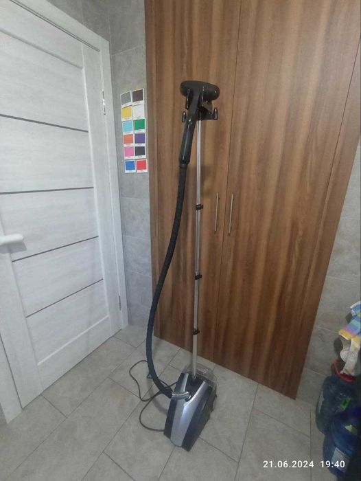 Відпарувач для одягу Hilton HGS 2864