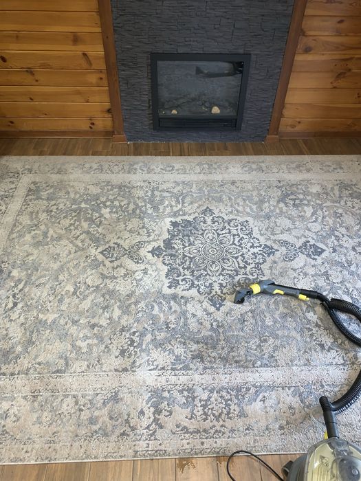 Професійна хімчистка м’яких меблів