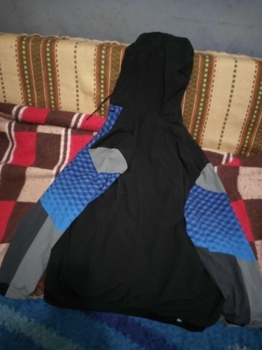 SPRZEDAM Bluza Sportowa - Andro "Jacket MILLAR"