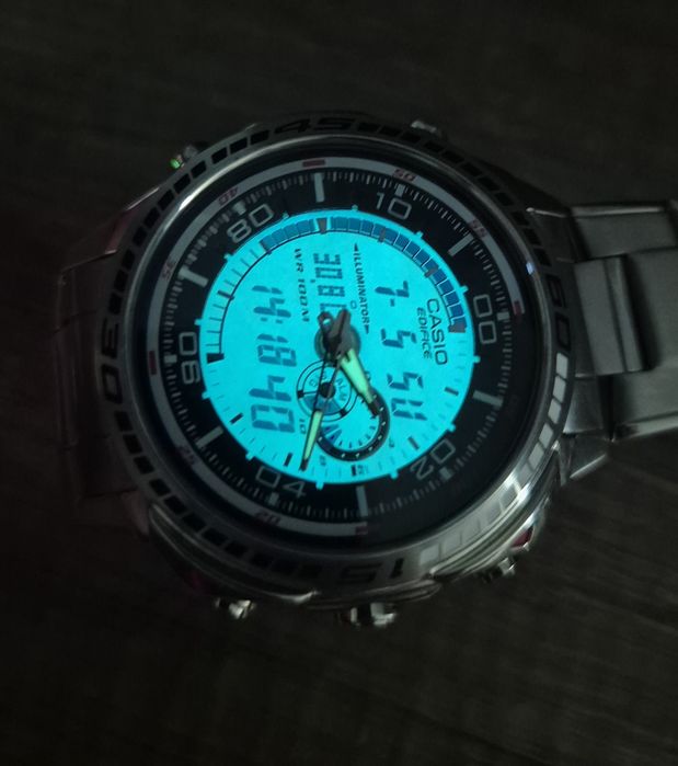 Zegarek Casio Edifice EFA-121D-7AVEF vintage