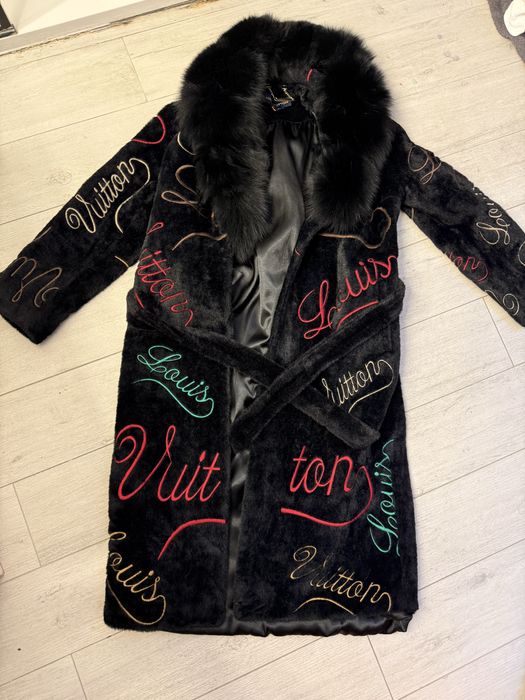 Plaszcz z futrem Louis Vuitton