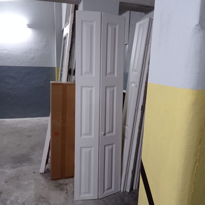 Portadas em madeira maciça