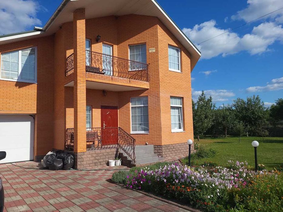 Рожни продам будинок 268м+12 сот.