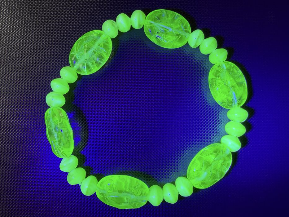 Btansoletka szkło uranowe