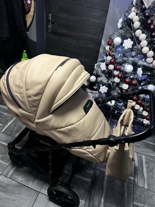 Продам гарнку коляску