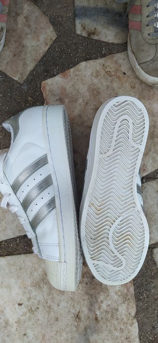 Tênis ADIDAS Superstar