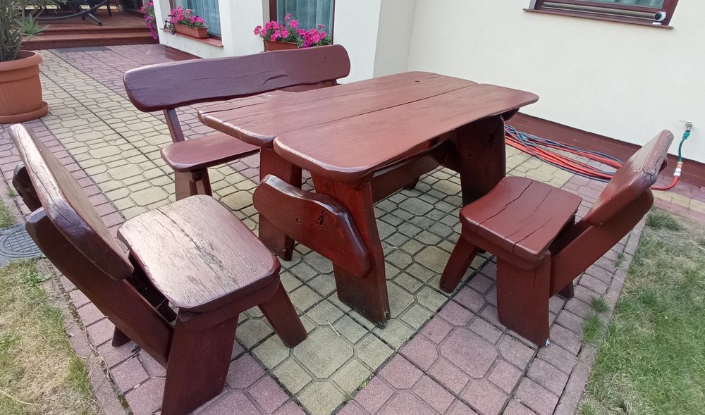 Meble ogrodowe drewniane