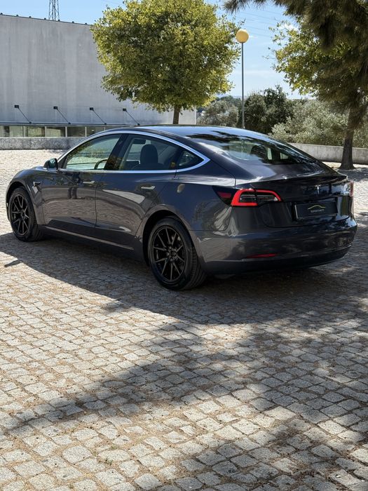 Tesla Model 3 Standard Range Plus LFP