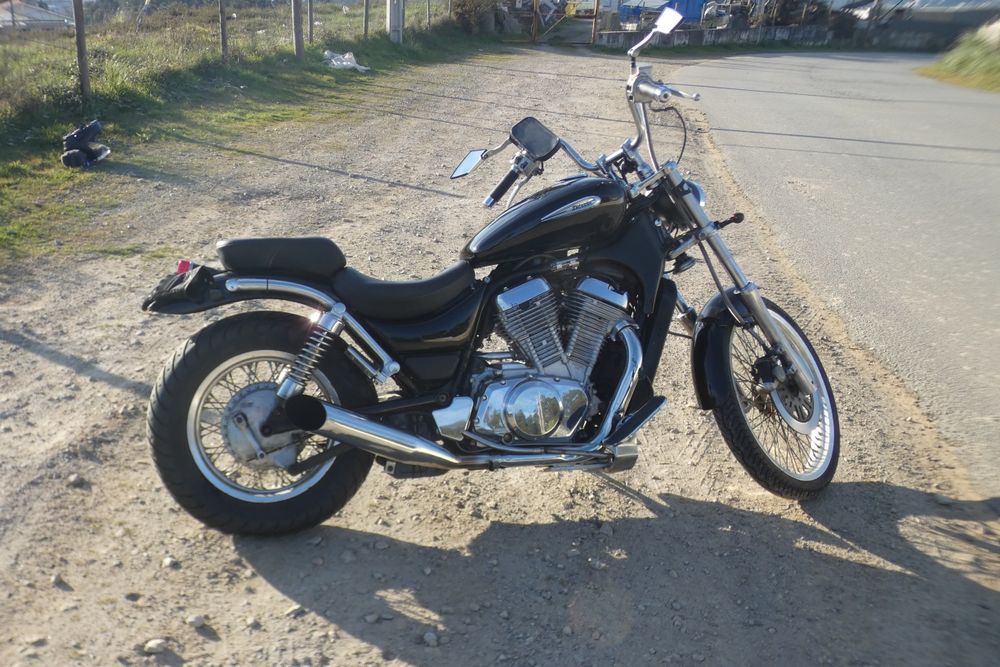 Suzuki intruder 800