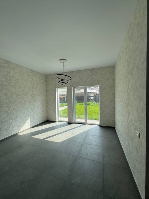 Продам‼️Будинок з ремонтом в Царському селі 2. Є оселя!