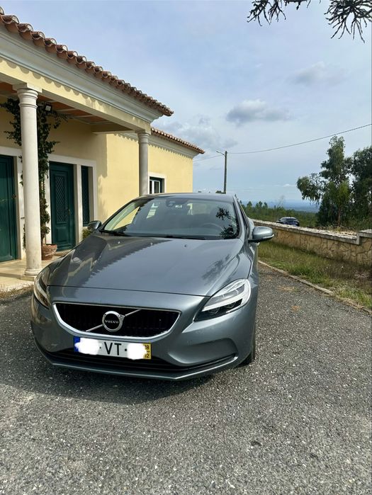 Volvo v40 d3 (Poucos km)