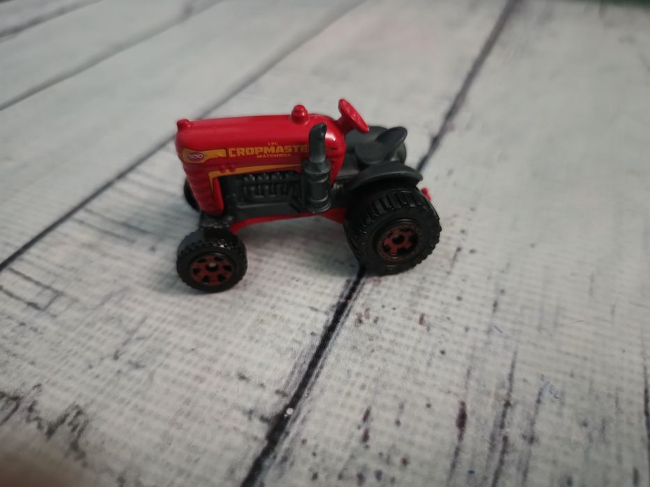 Трактор Matchbox MB834 2011 Mattel