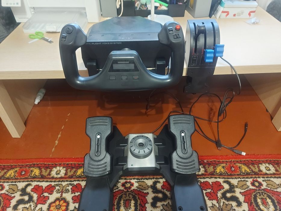 Продам Saitek Pro Flight Yoke System: