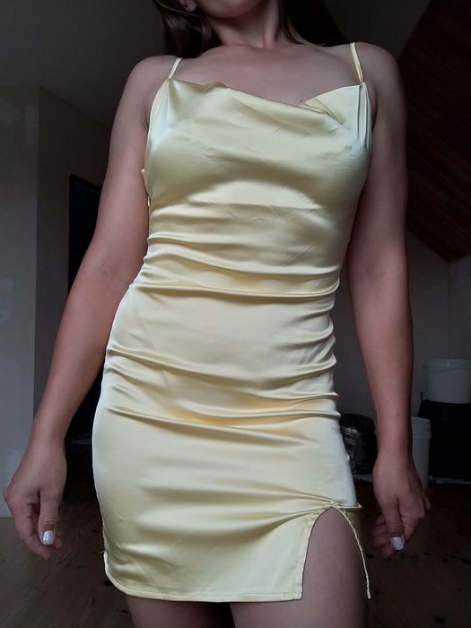 Сукня атласна жіноча