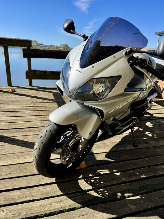 Honda CBR F4i (2002)