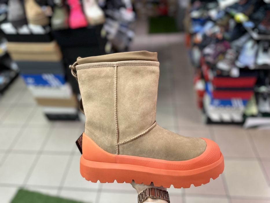 Черевики UGG hight Weather  Hybrid boot ( РОЗМІР 43 )