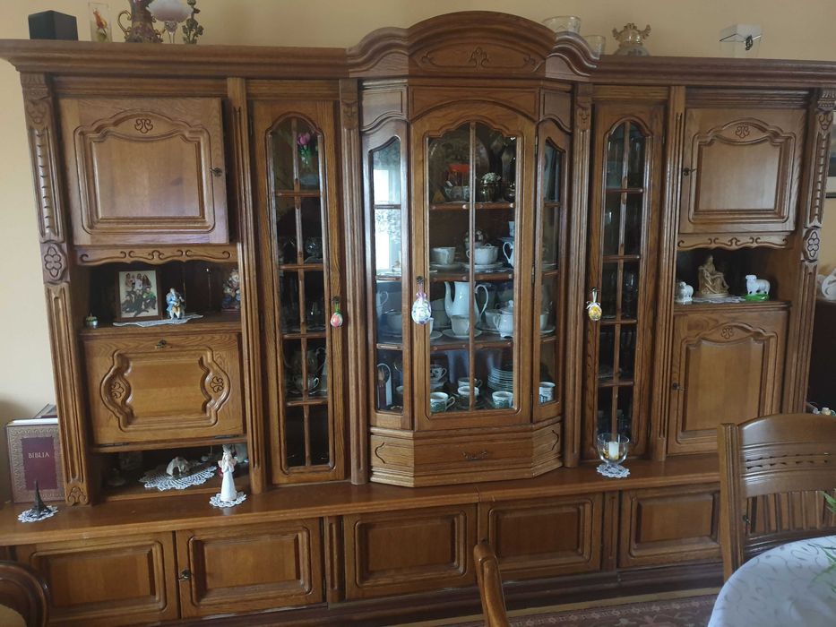 Meble dębowe, klasyczne i solidne