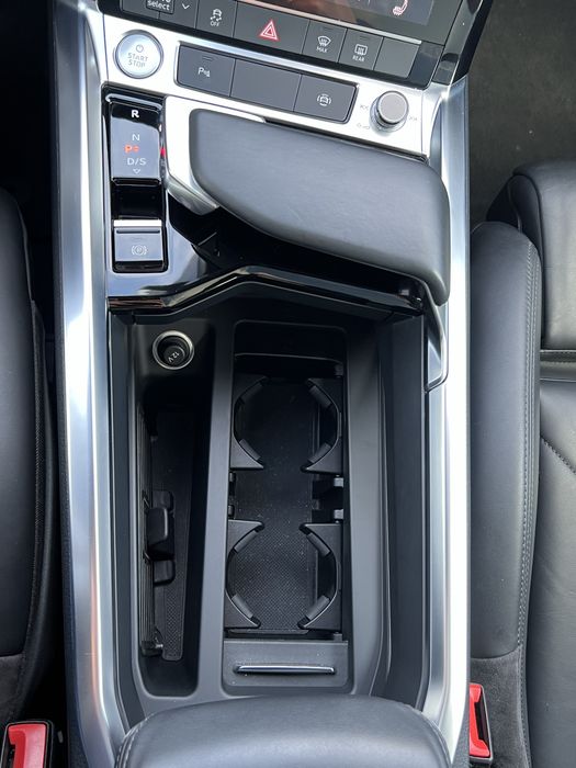 Audi e-tron 2019 VIN WAUZZZGE0KB018795 фото оголошення 6 з 23