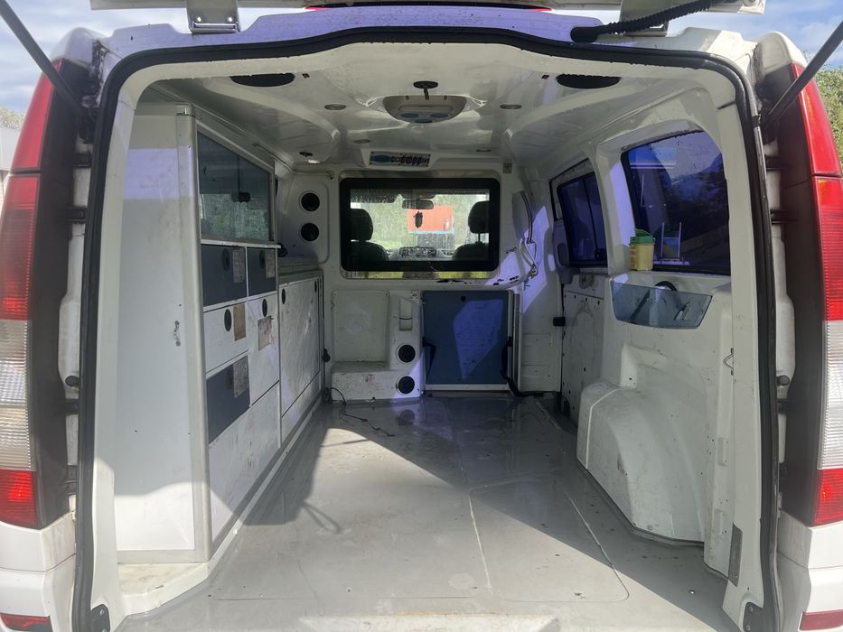 Продам Mercedes-Benz VITO 2006 год