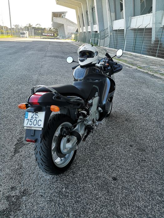 BMW K 1200 RS com check up feito na BMW
