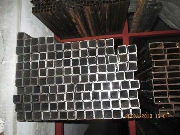 Profile stalowe zamknięte. Konstrukcje, regał, ogrodzenie