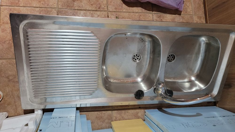 Lava- loiça de 2 cubas