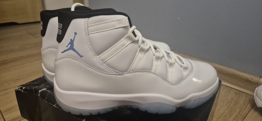 Nowe Nike Air Jordan 11 Retro rozm 44.5