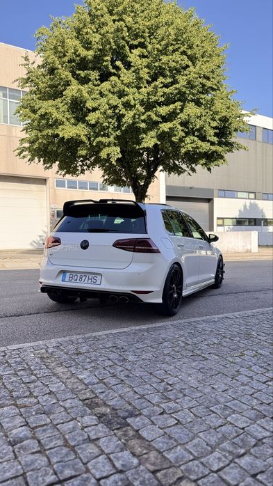 VW Golf 7R 2.0TSI DSG 360cv. - 4motion - possibilidade de financ.