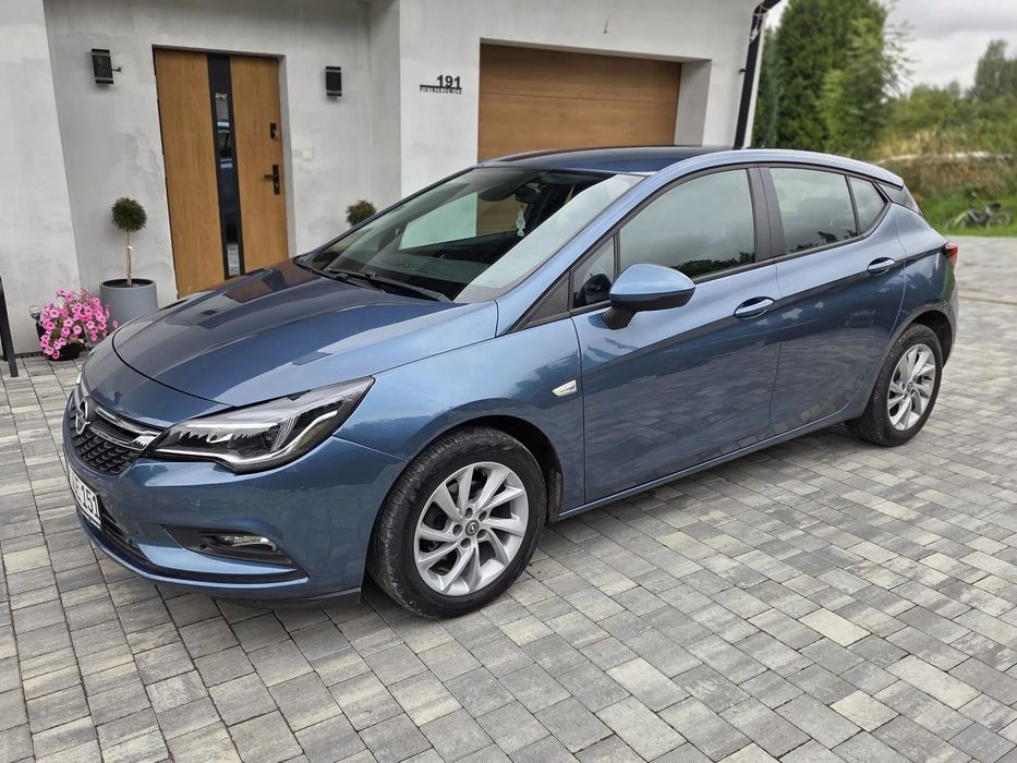Opel Astra 1.4T 150KM SPORT ciemna podsufitka z Niemiec opłacona