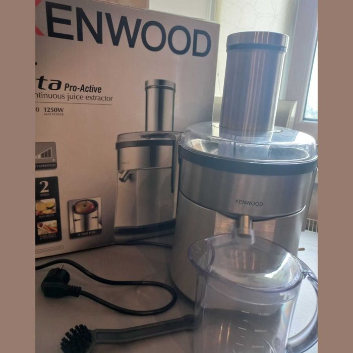 Соковижималка Kenwood Кенвуд  JE 820 – б/в, відмінний стан