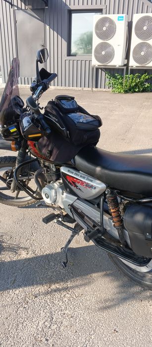 Продам мотоцикл баджар150!