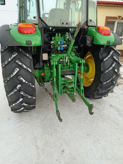 Ciągnik John Deere 5085