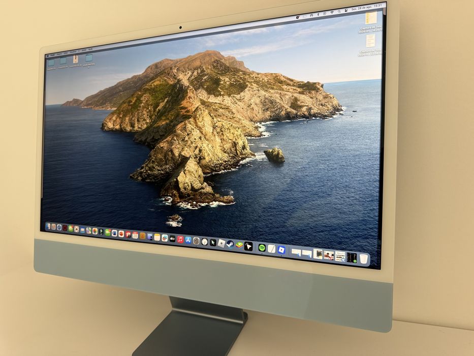 Apple iMac 24” M3 2023 | 8GB RAM | 256GB SSD | Magic Keyboard + Magic Mouse