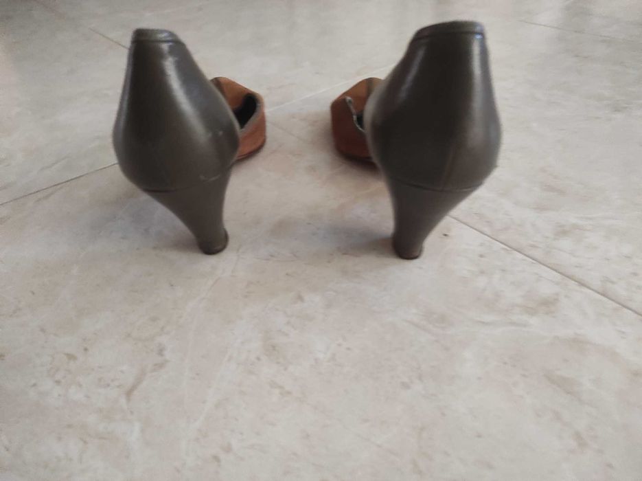 Sapatos, socas e botas
