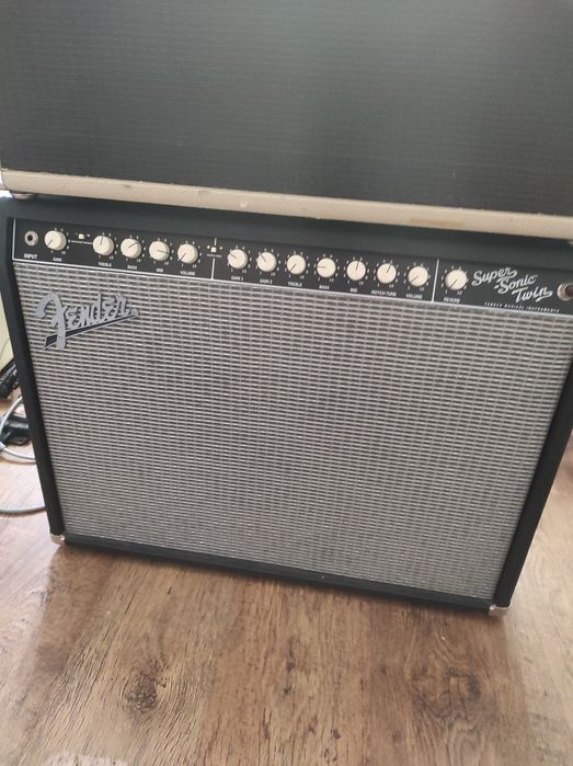 Fender Super-Sonic TWIN