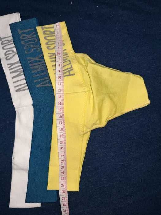 Stringi damskie  uniseks majtki, rozmiar faktyczny S  M/ L