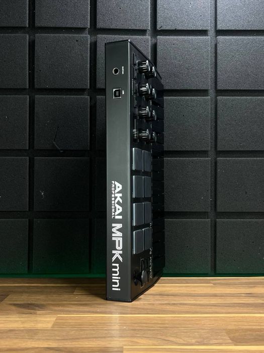 Akai Mpk mini mk3 (БЕЗКОШТОВНА доставка)