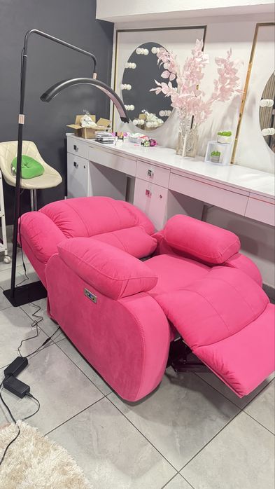 Кушетка реклайнер нова !