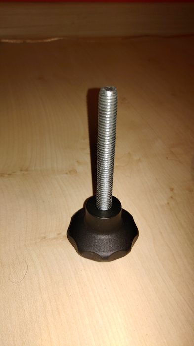 Śruba mocująca bazę Thrustmaster TMX T150 T300 T80 wysyłka