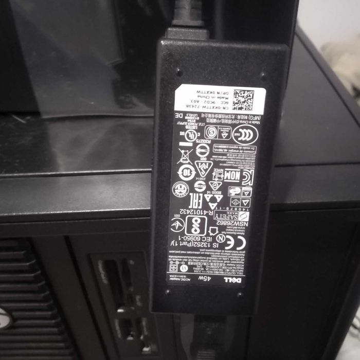 Зарядка блок живлення на делл Dell 19V 2.31A тонкий штекер