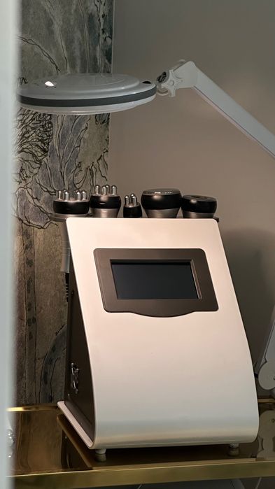 RF -lifting RF-ліфтінг (тіло та обличчя)