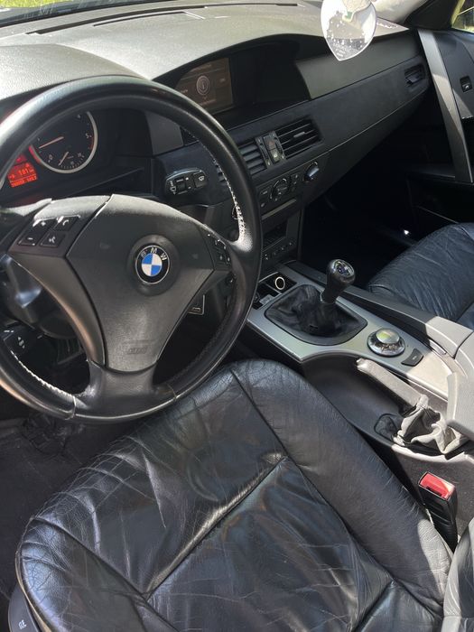 Bmw e60 525d.